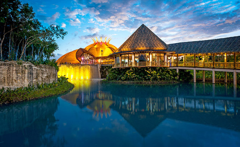 Teatro Cirque du Soleil en VidantaWorld Riviera Maya