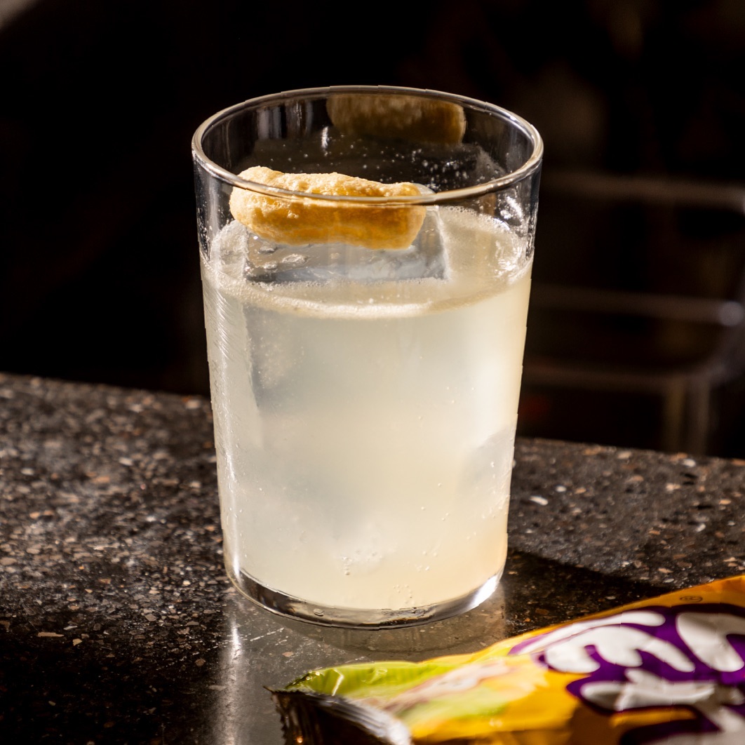 banana sling, coctelería de autor en jowong