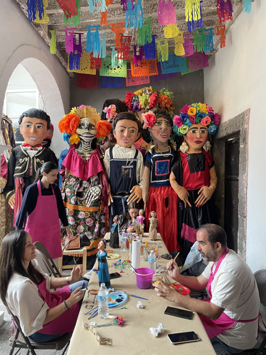 Taller de mojigangas en San Miguel de Allende