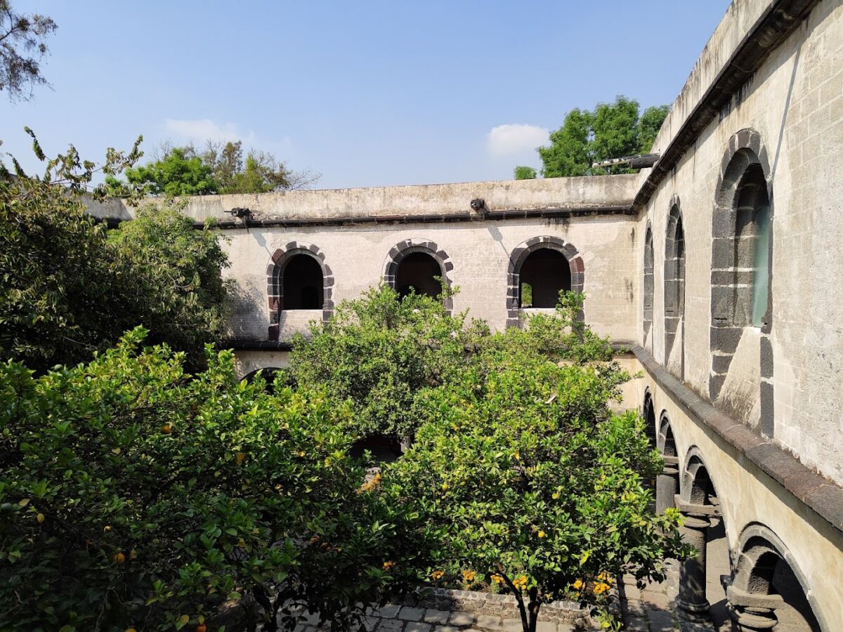 El Ex Convento de Cuhualcán se construyó  durante la Nueva España 