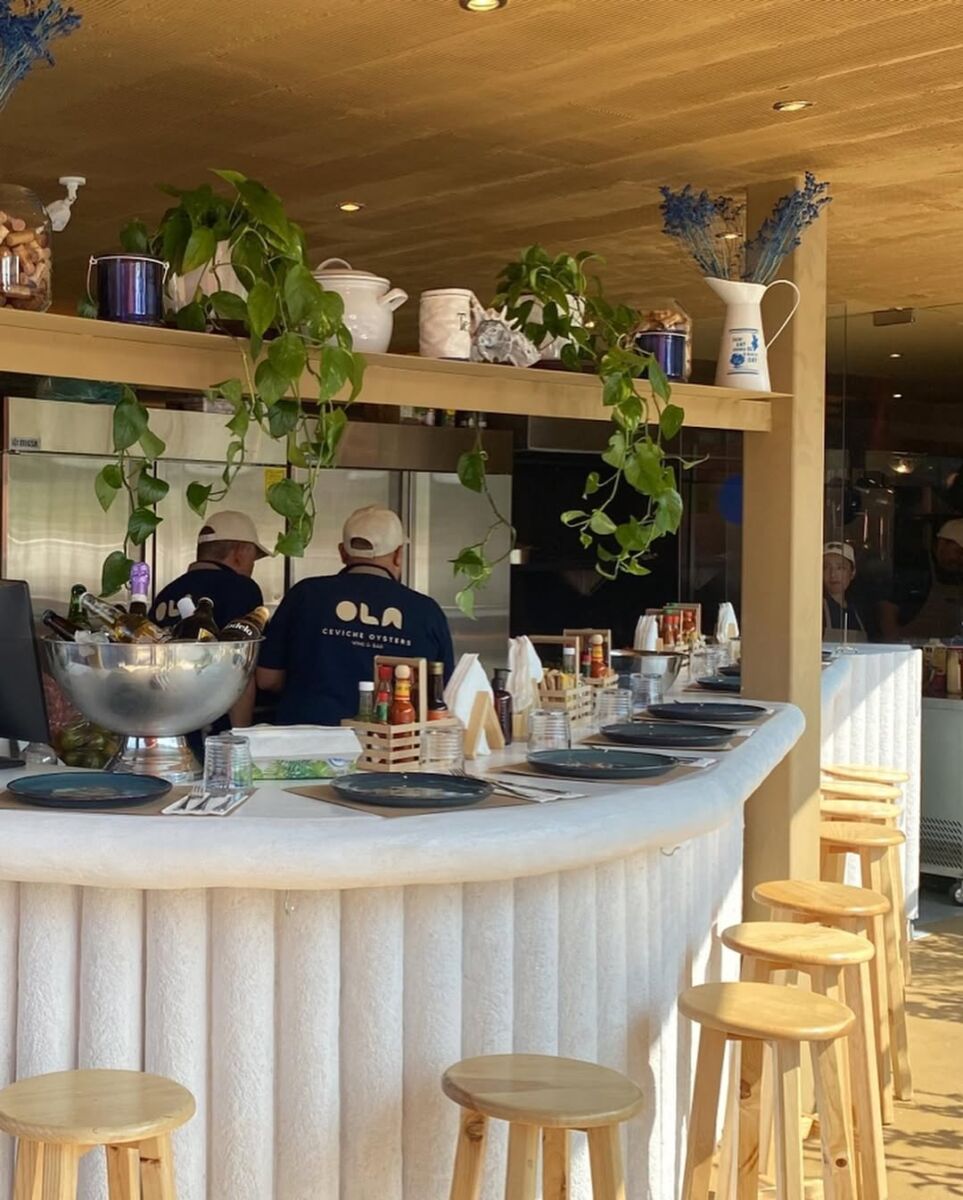 OLA Ceviche Oysters es una marisquería en Interlomas y Santa Fe