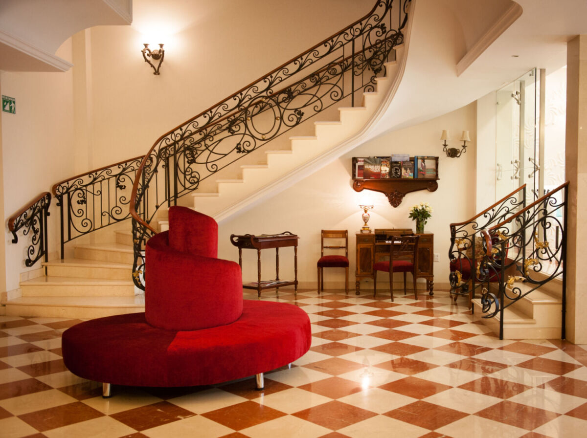 recepción del grand hotel boutique de tepatitlán con inspiración francesa