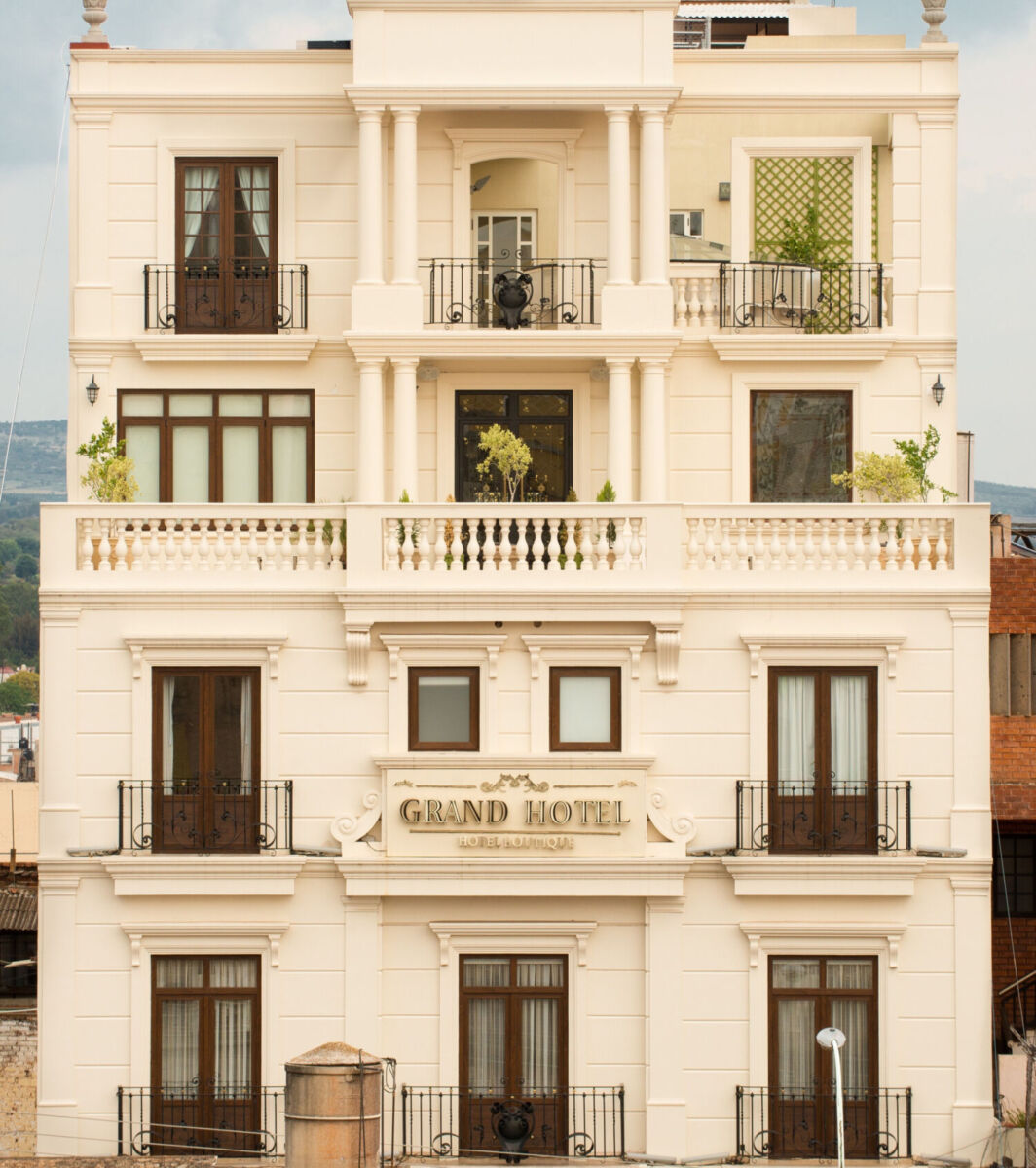 fachada del grand hotel boutique de tepatitlán