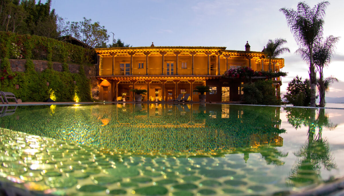 Hacienda Ucazanaztacua alberca