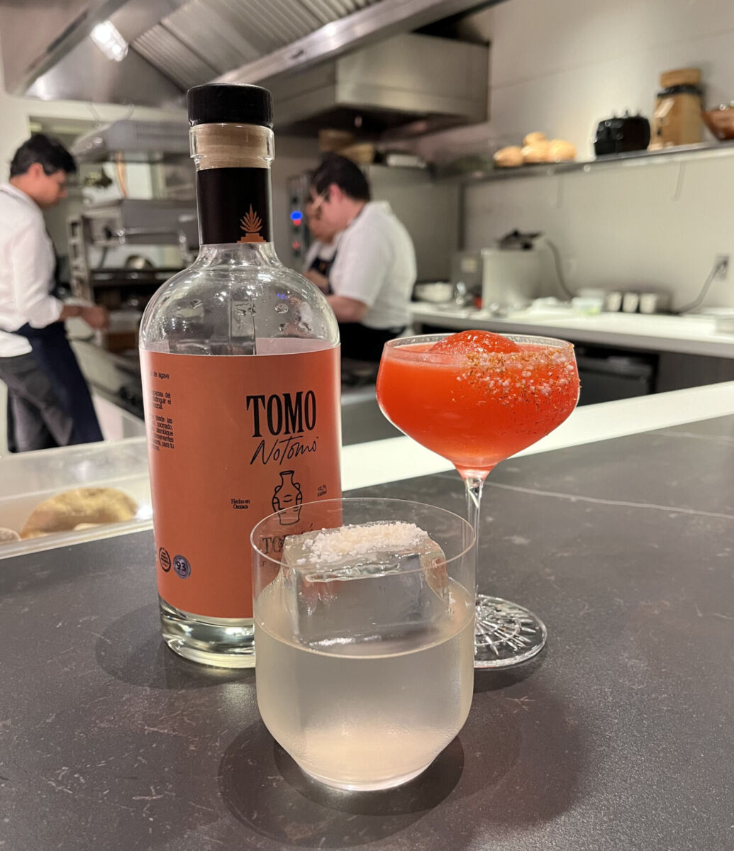 Coctelería con y sin alcohol
