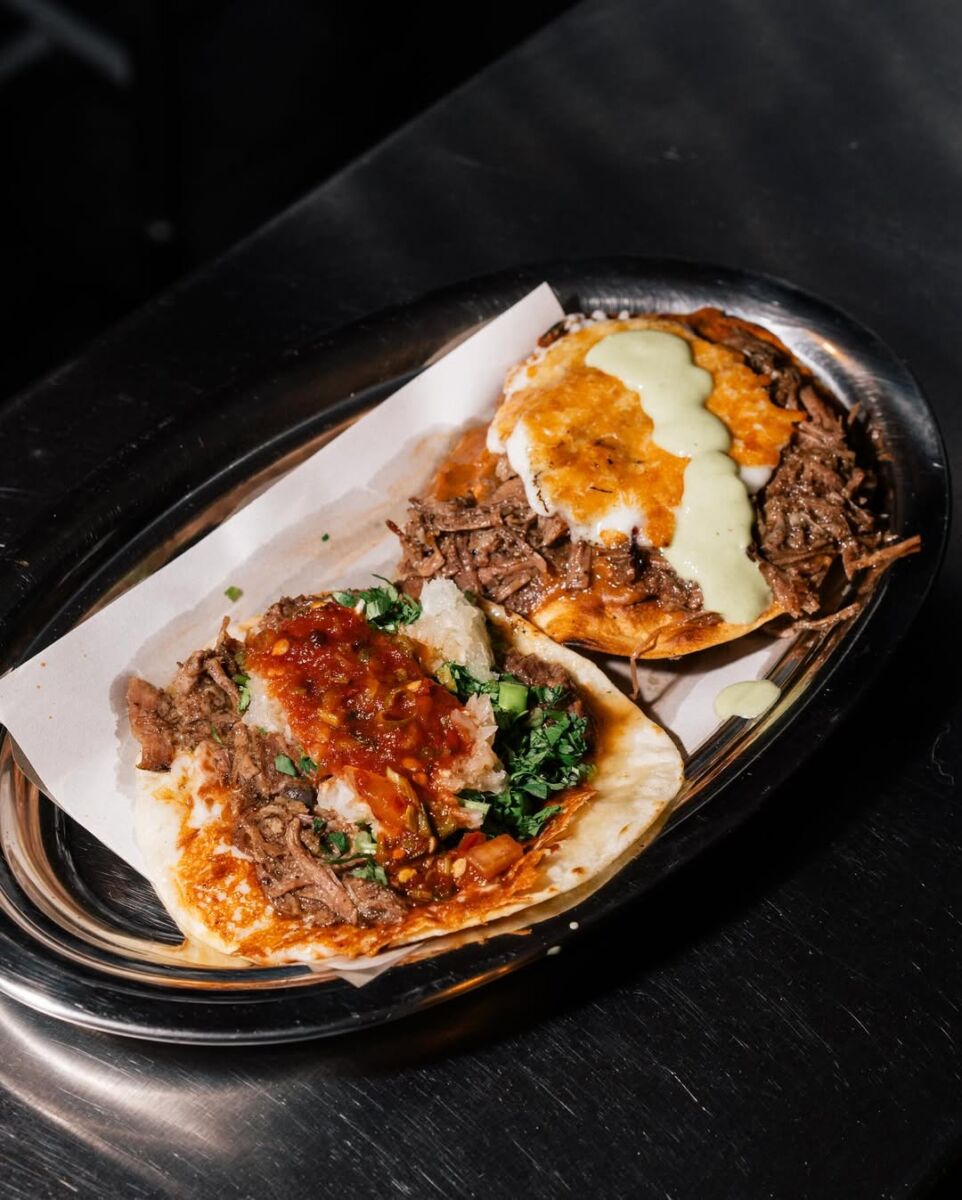 Caramelo con queso y doradito con queso