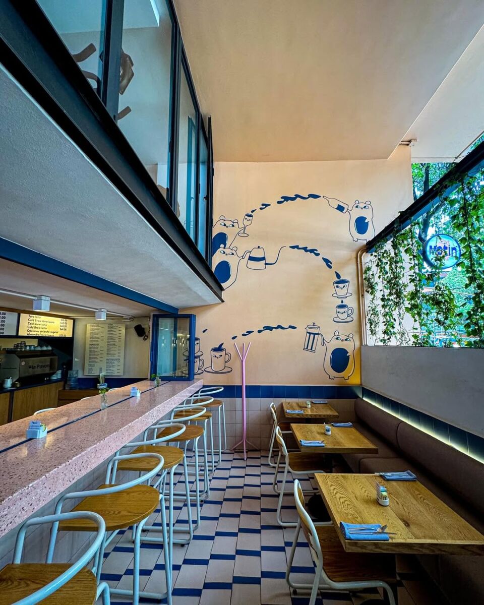 Motín es un restaurante donde sirven desayunos reconfortantes hasta las 6 de la tarde 