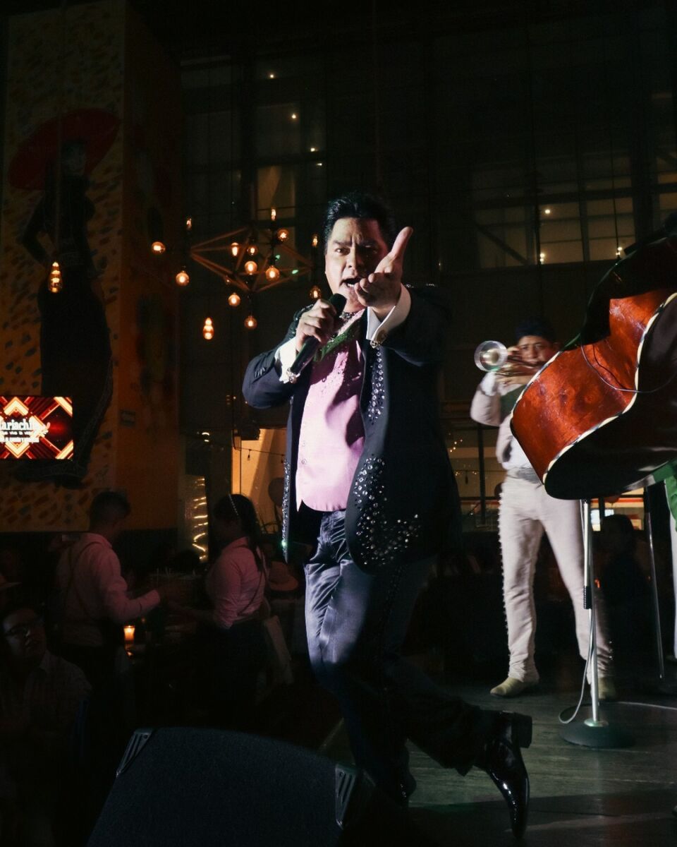 Héctor Reséndiz, intérprete oficial de Juan Gabriel