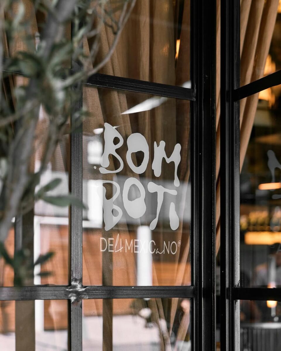 delicatessen bomboti cocina