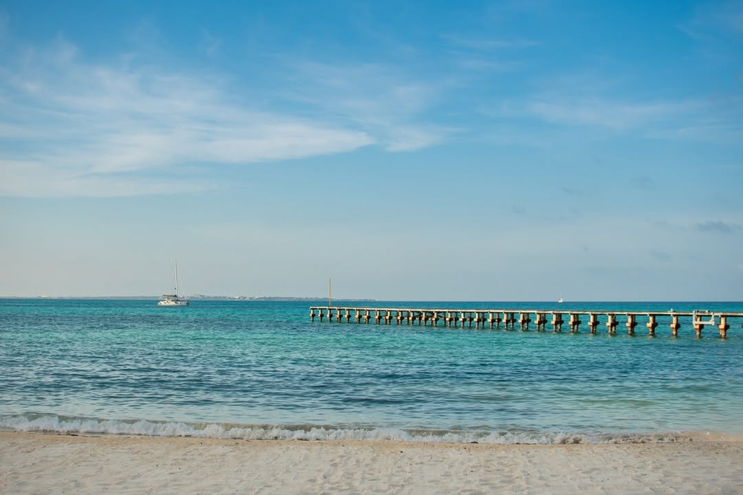 Playa Caracol es una playa pública de Cancún 