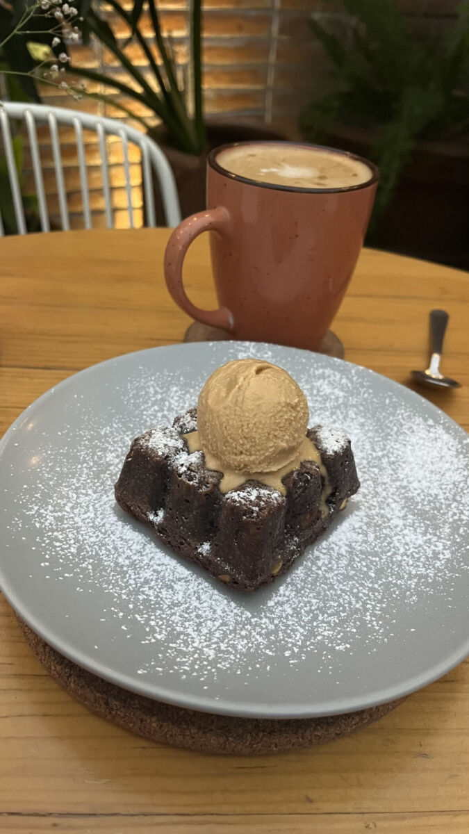 Brownie con pistache de Plumbago