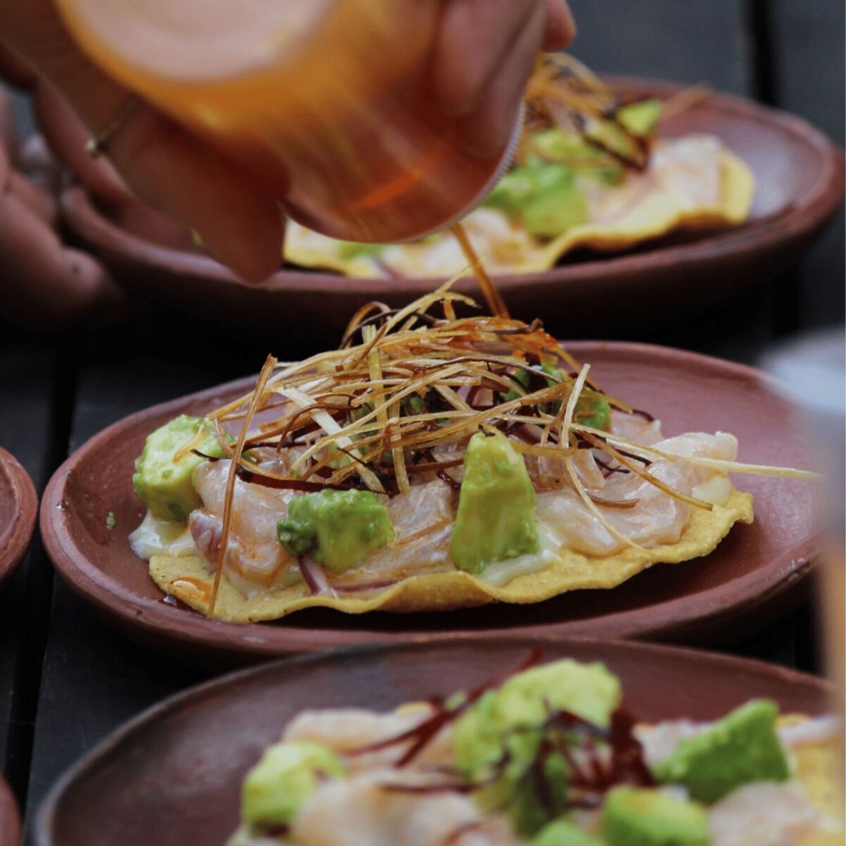 Las Nubes es un restaurante ubicado en Dilao, un campo escultórico 