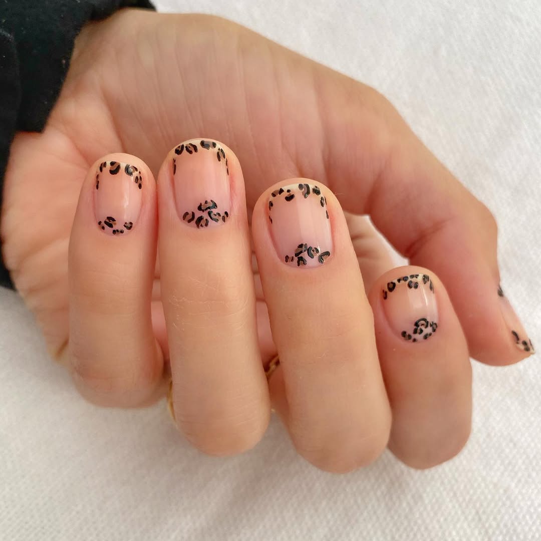 uñas animal print 2025 