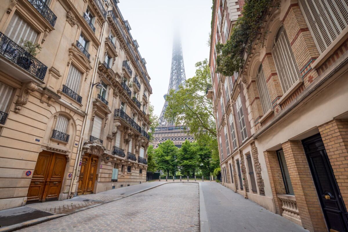 Rue de l'Université es la calle con mejor vista a la Torre Eiffel 