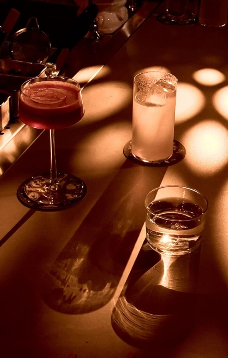 ¿Te imaginas una ofrenda líquida? Prueba los cocteles de temporada de este bar en la Juárez