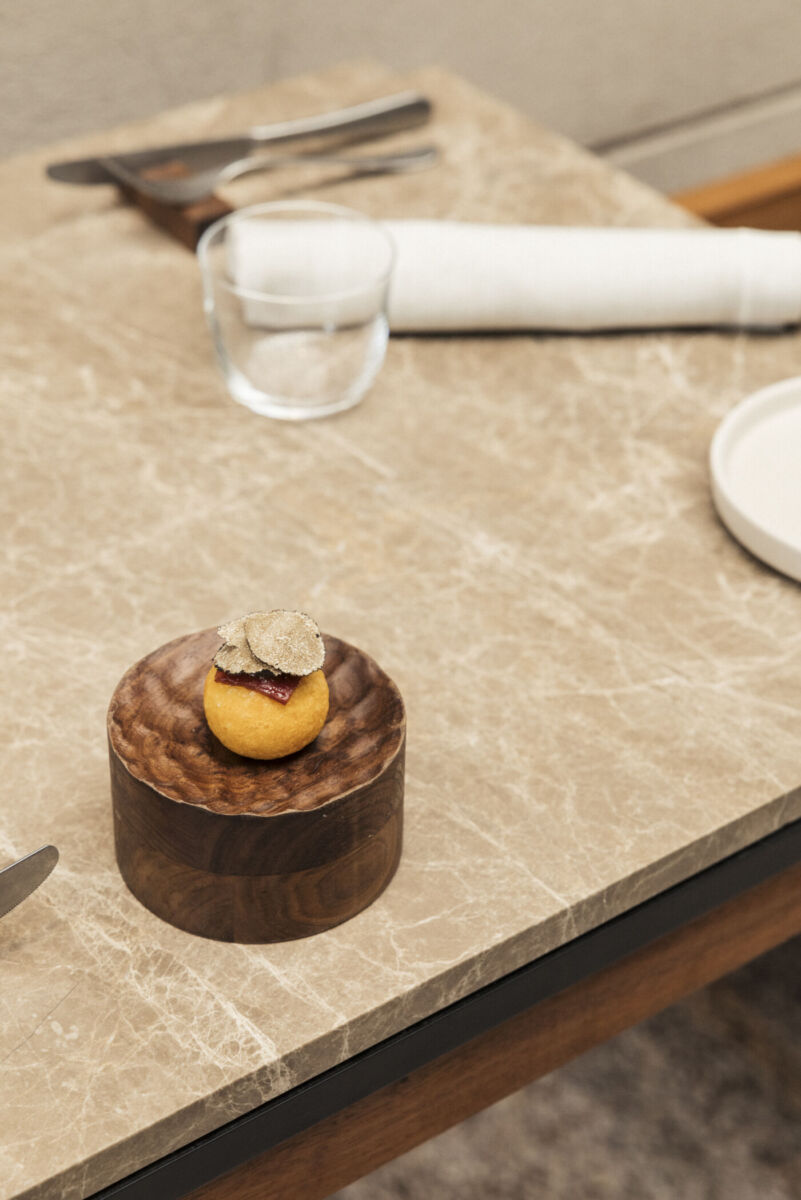 Cremoso de parmesano, echalote, Wagyu y trufa