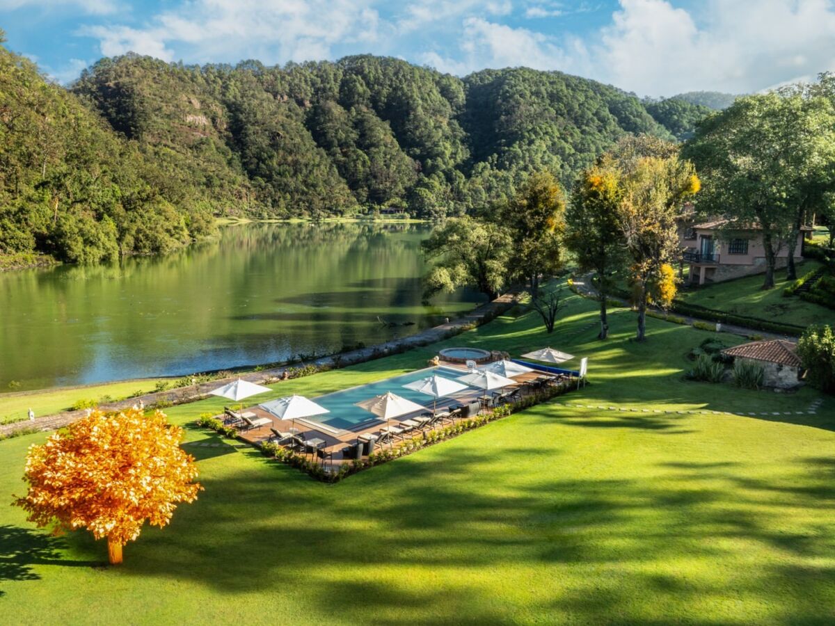 Sierra Lago Resort & Spa