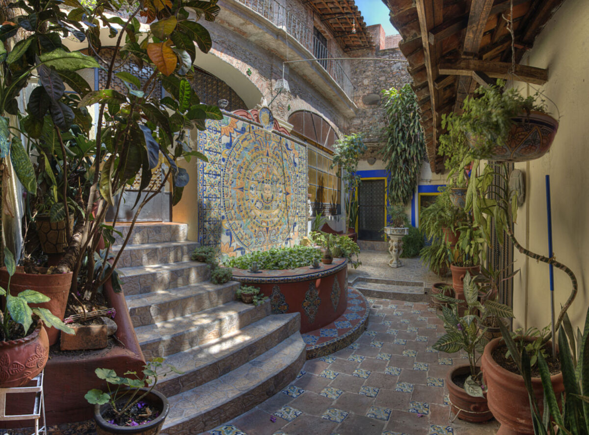 Se dice que en La Casa de las Lágrimas murieron nativos que fuerton tratados como exclavos durante su construcción