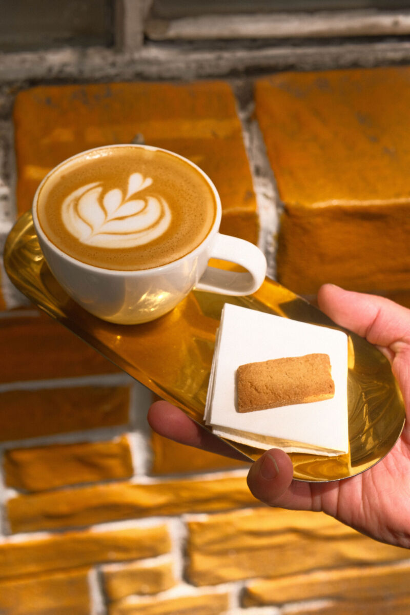flat white micelle