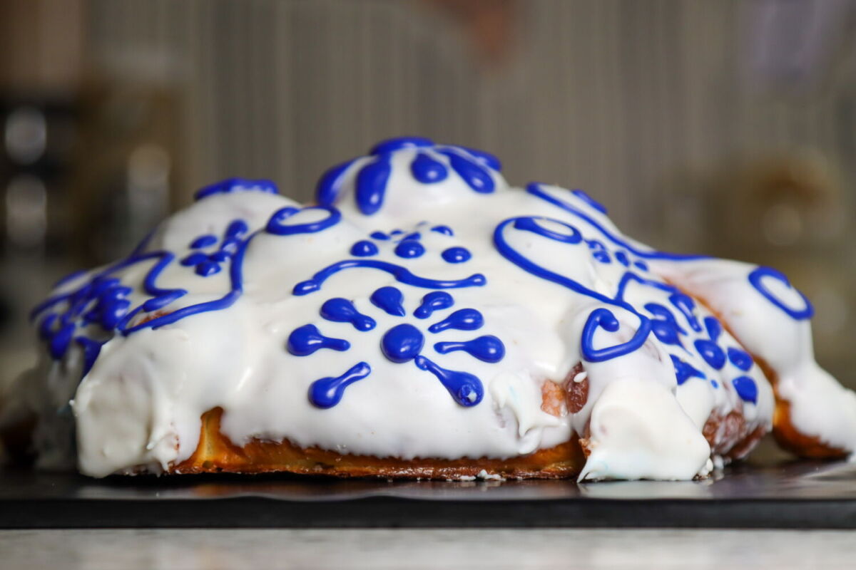  Croque Voyage creó un pan de muerto de Talavera 