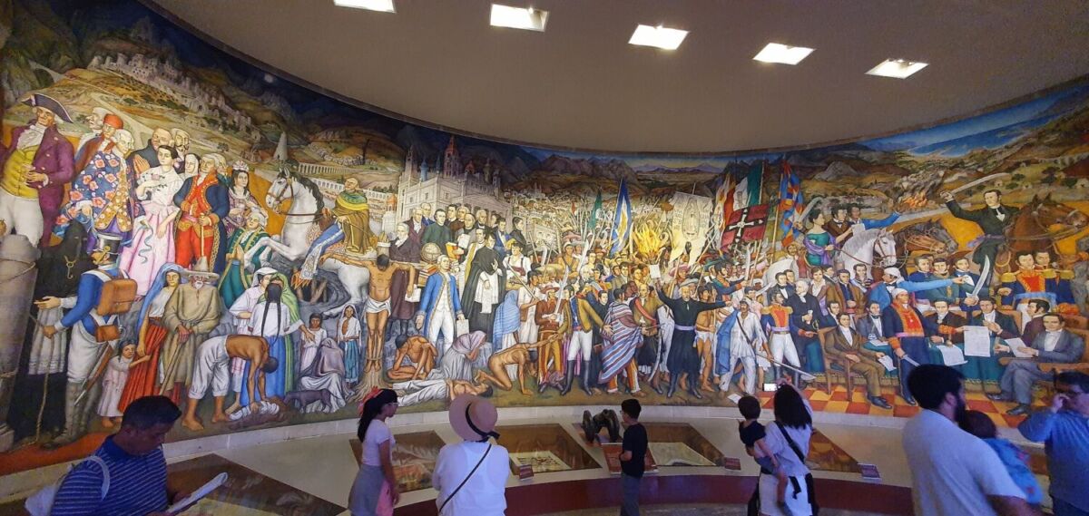 Mural Retablo de la Independencia  de Juan O' Gorman