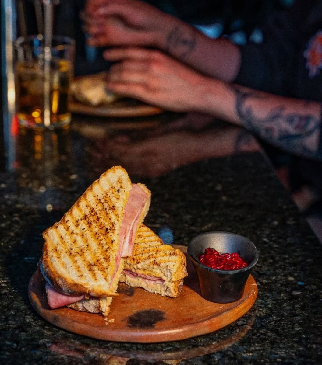 platillos sencillos para saciar el hambre en Sonari Roma Norte