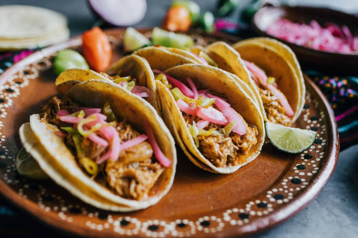 La cochinita pibil es un plato típico de Yucatán 