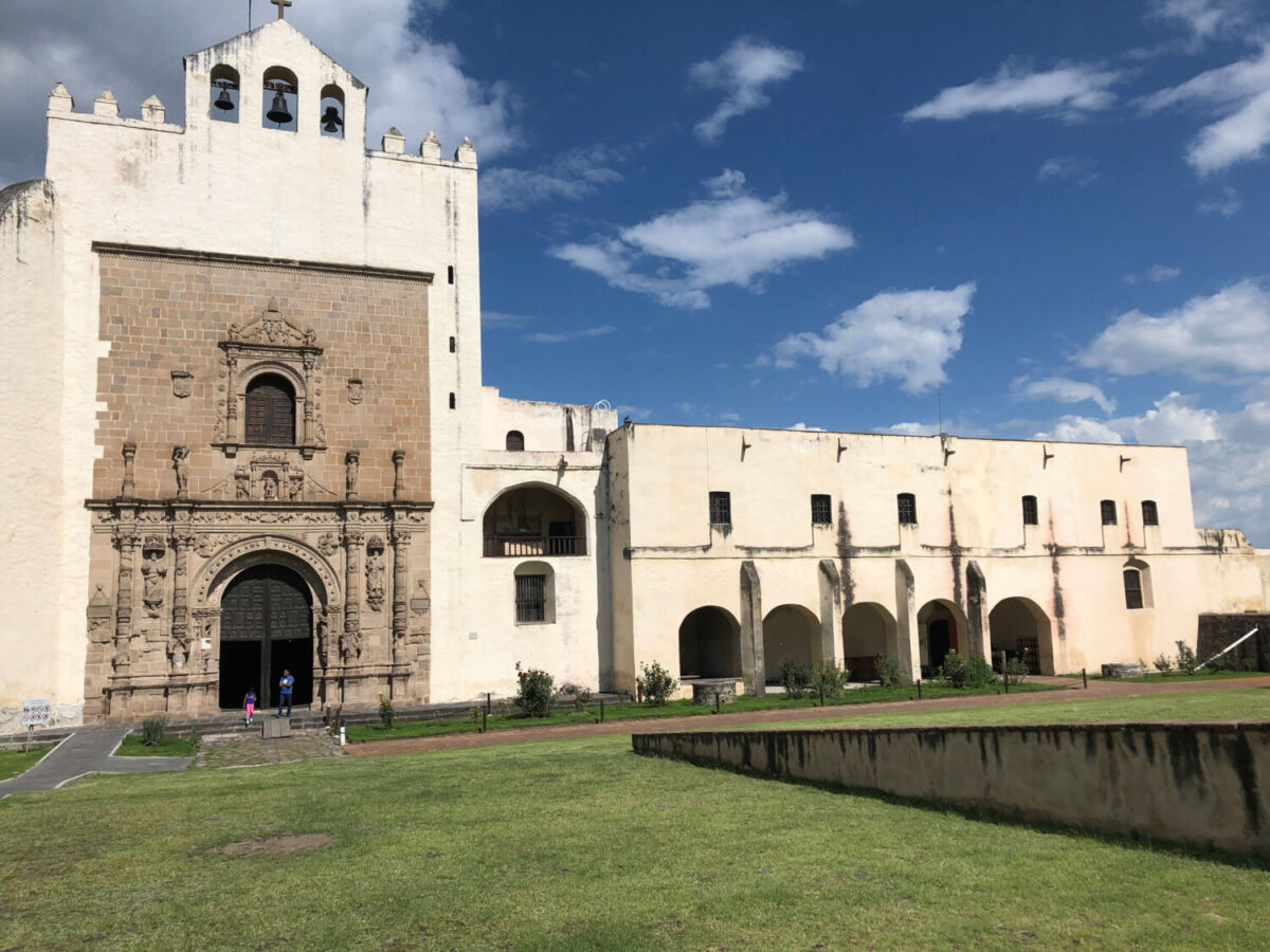 Dicen que en este ex convento del Estado de México se creó la primera piñata 