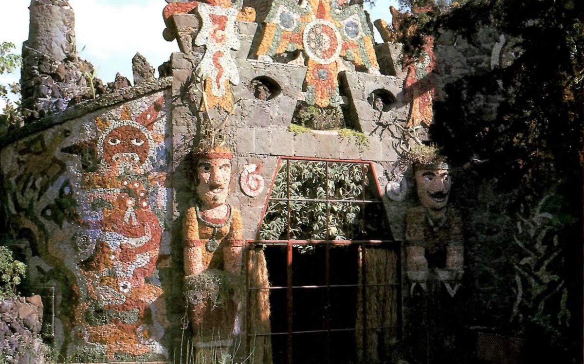 Casa Cueva de Juan O'Gorman