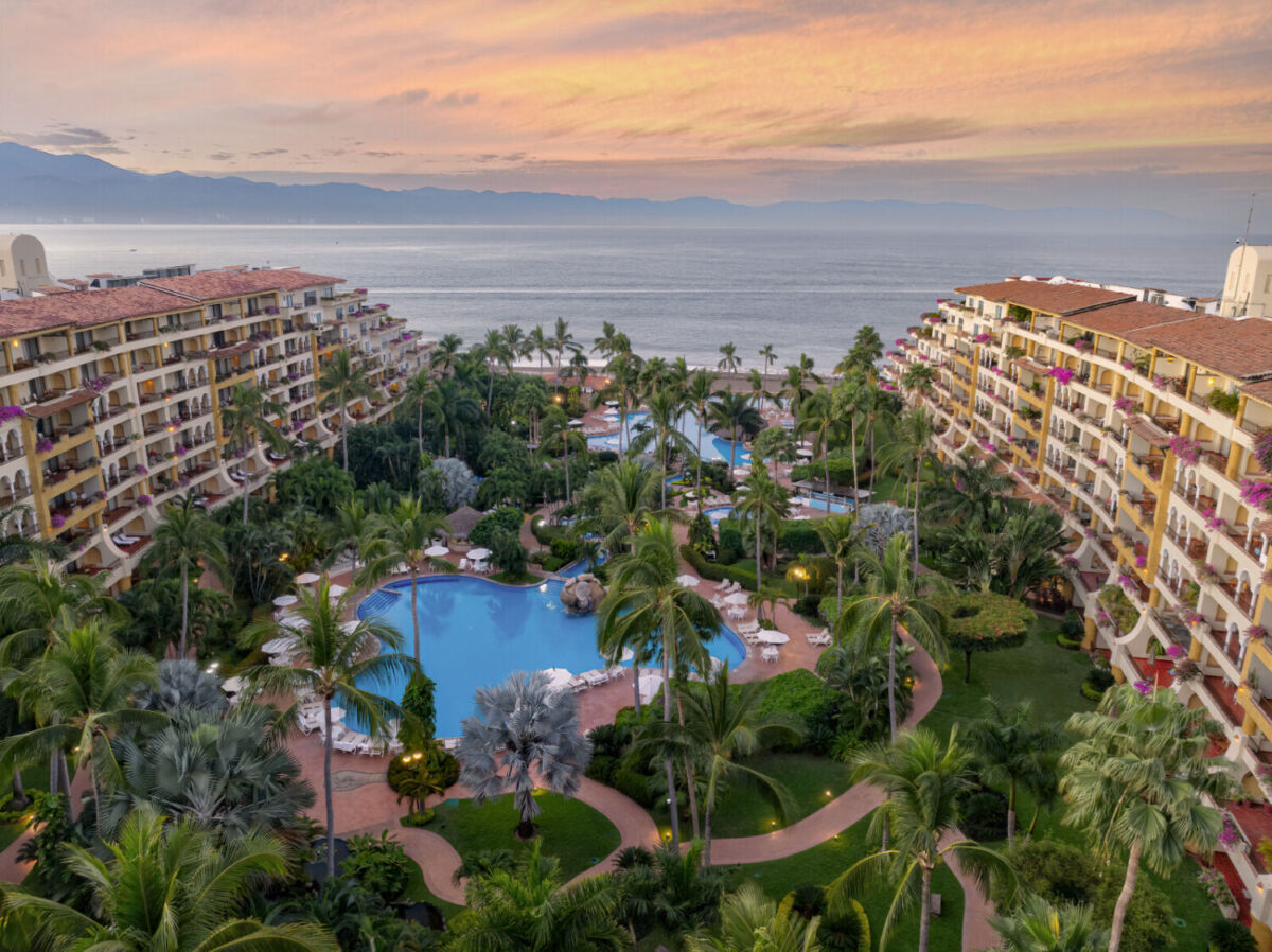 Hotel Velas Vallarta