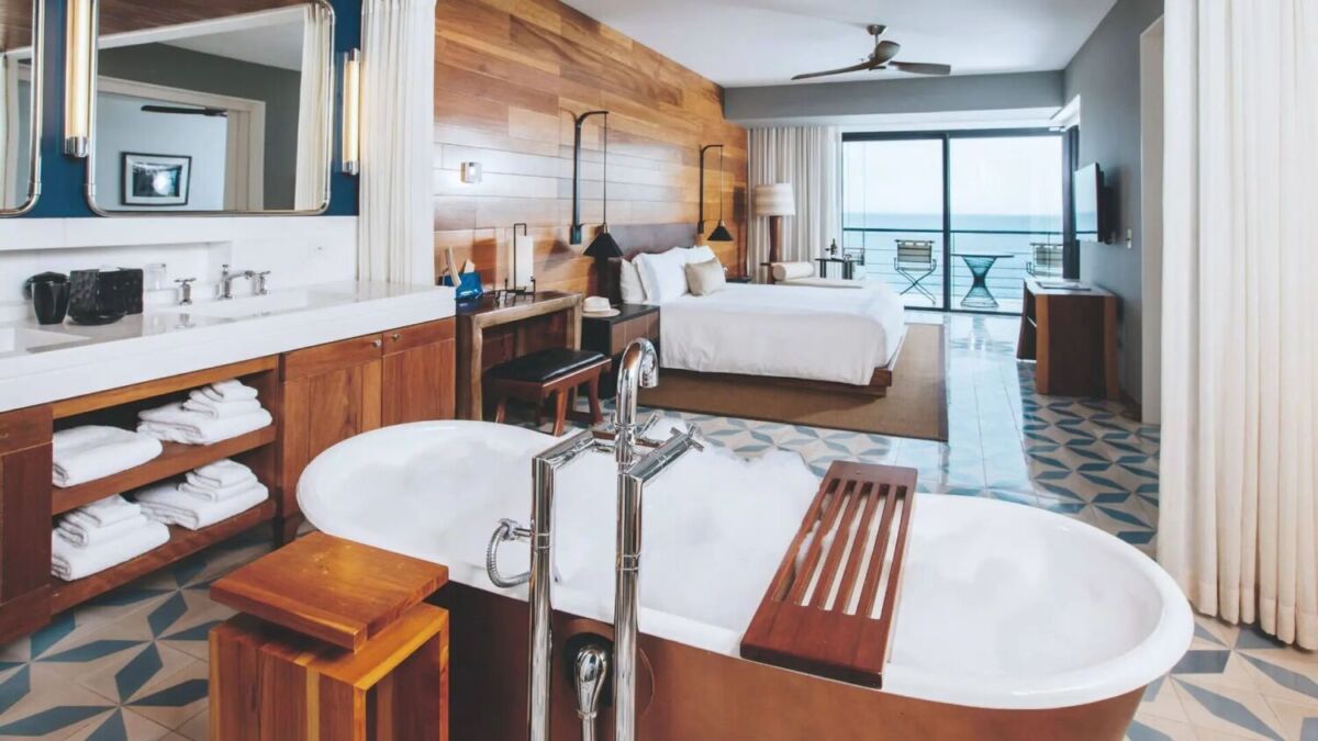 Habitación de The Cape, a Thompson Hotel