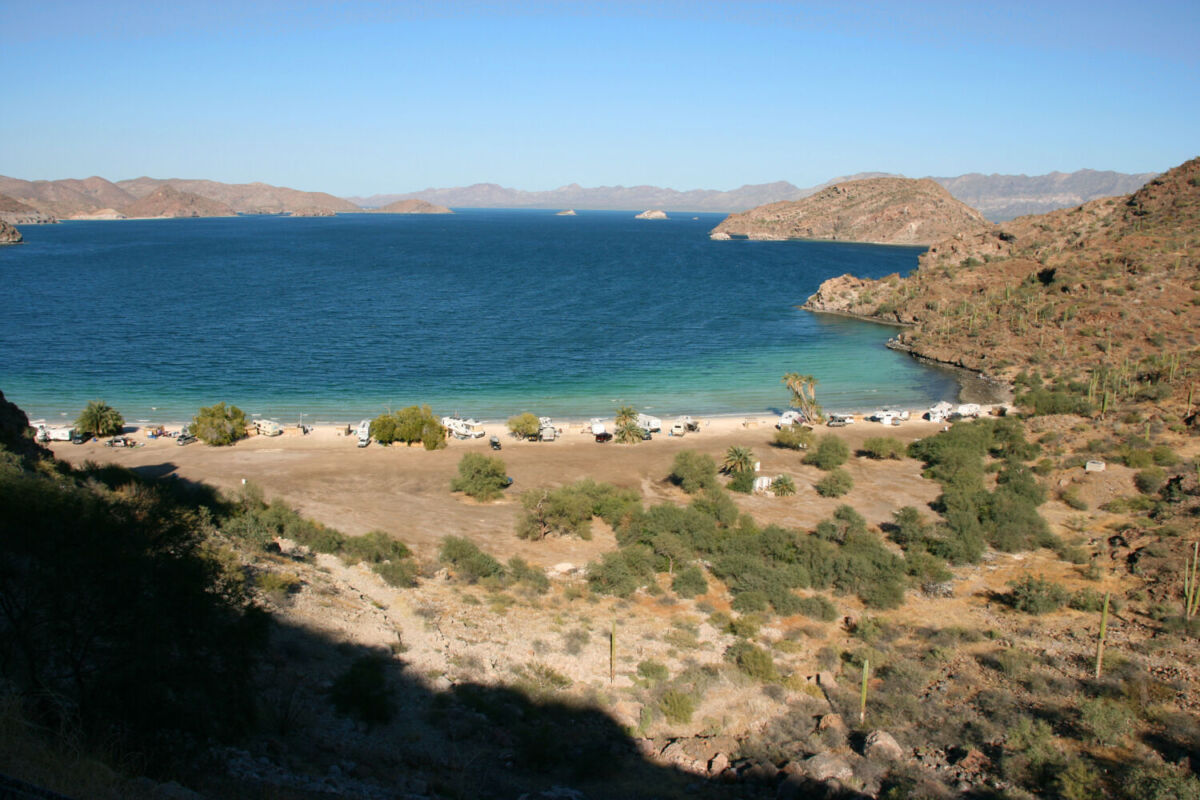 La Playa El Coyote forma parte de la Bahía Concepción 