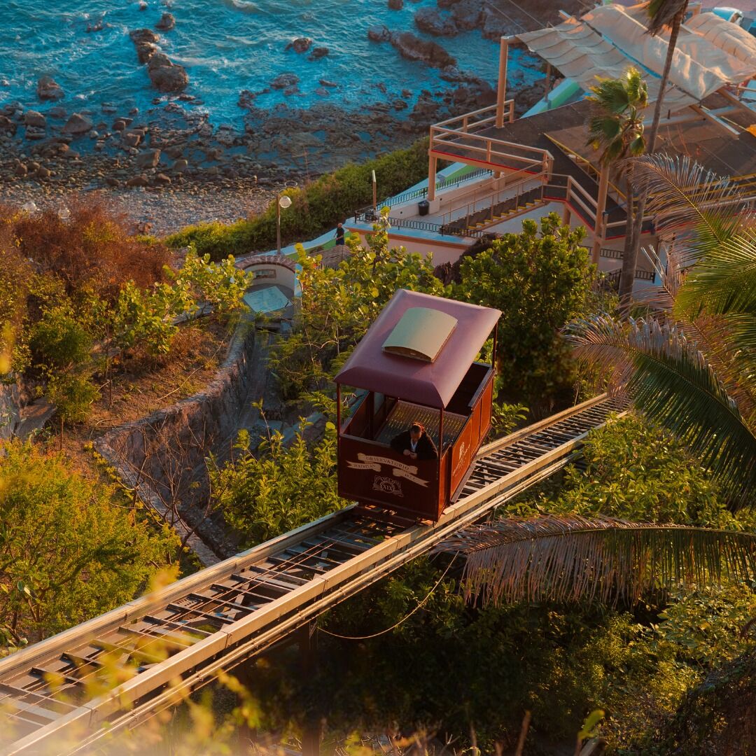 llegada en funicular al observatorio 1873