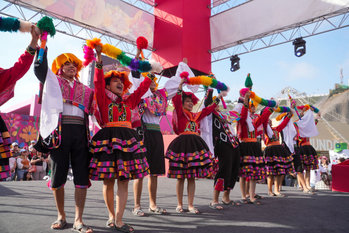 El acceso a esta feria gastronómica es gratis, tiene shows de música en vivo y presenta lo mejor de la gastronomía de la sierra, la selva y la costa de Perú