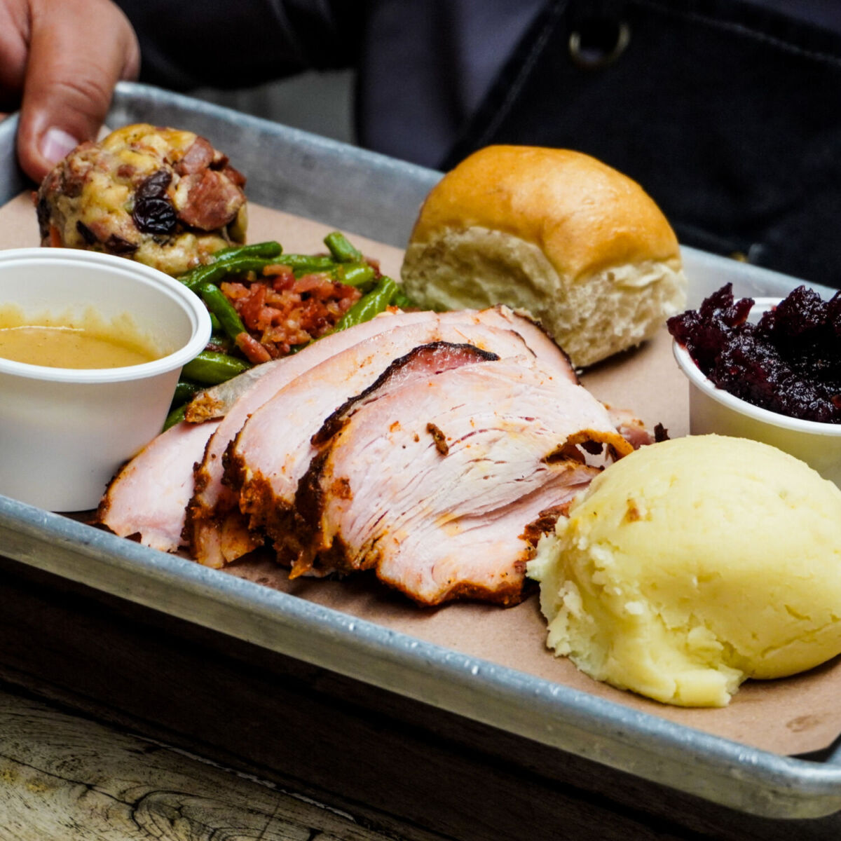 menú especial de thanksgiving en pinche gringo bbq