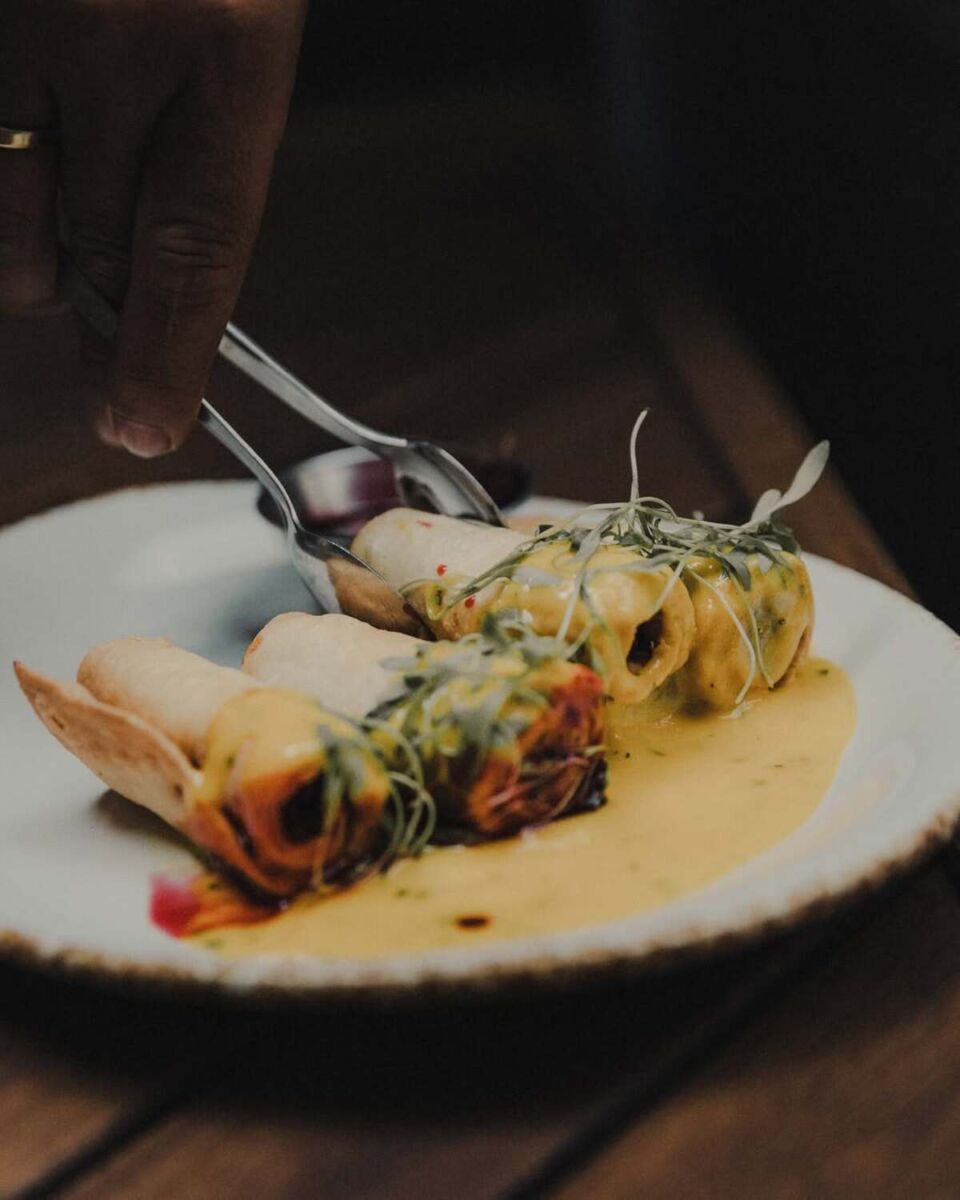 Esta terraza de la colonia Roma te invita a comer en calma, sin prisa y disfrutar realmente de los alimentos cocinados a fuego lento 