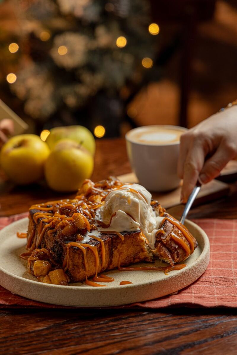 Apple pecan french toast
