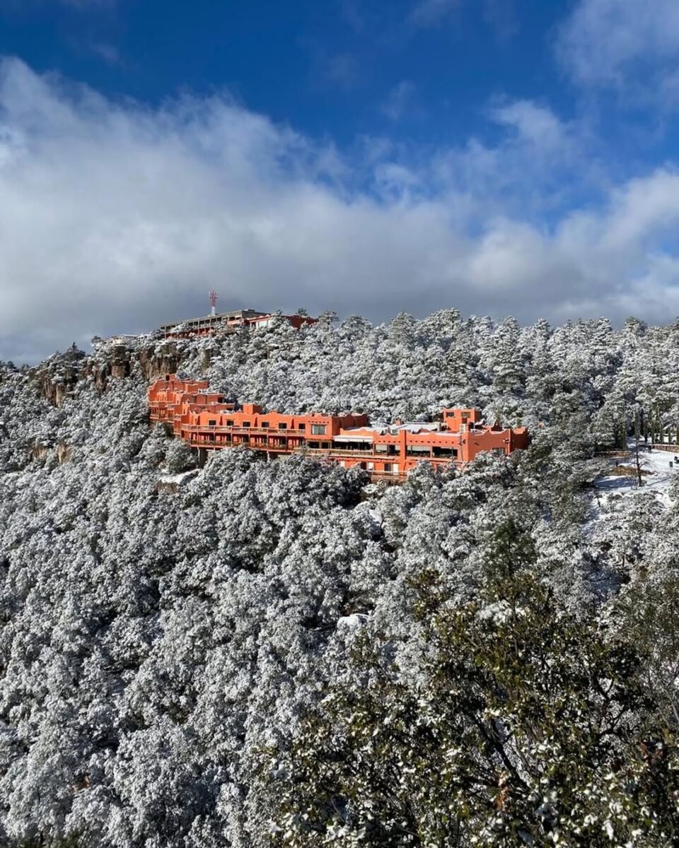 Hotel El Mirador, cerca del hotel barrancas del cobre