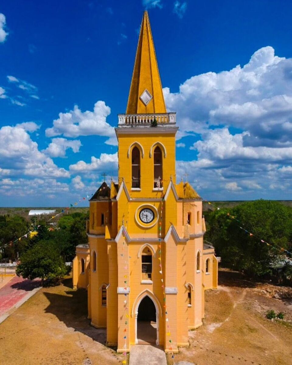 Iglesia de Eknakán en Yucatán
