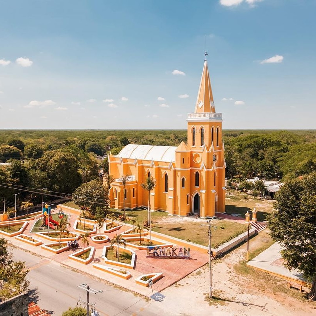 Iglesia de Eknakán en Yucatán