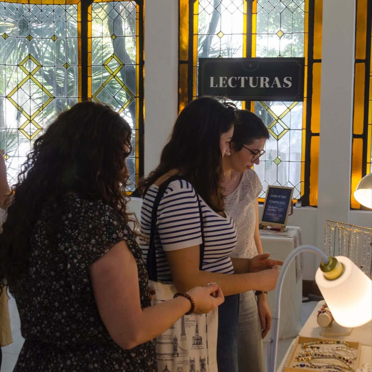 El bazar más místico de la CDMX regresa con sus lecturas de tarot y bebidas mágicas