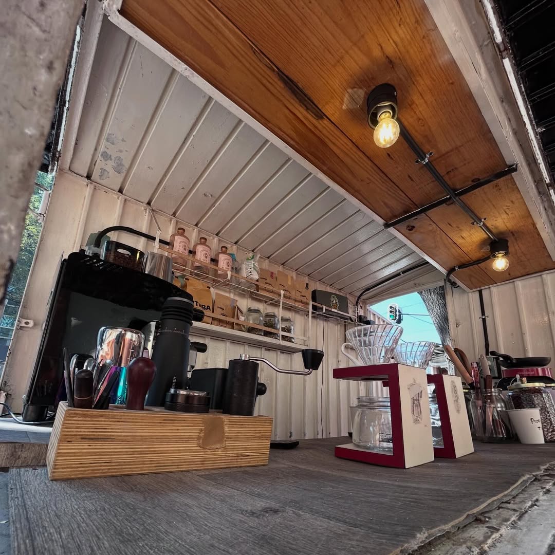 Meloso es un puesto en la colonia Doctores que ofrece sándwiches y café 