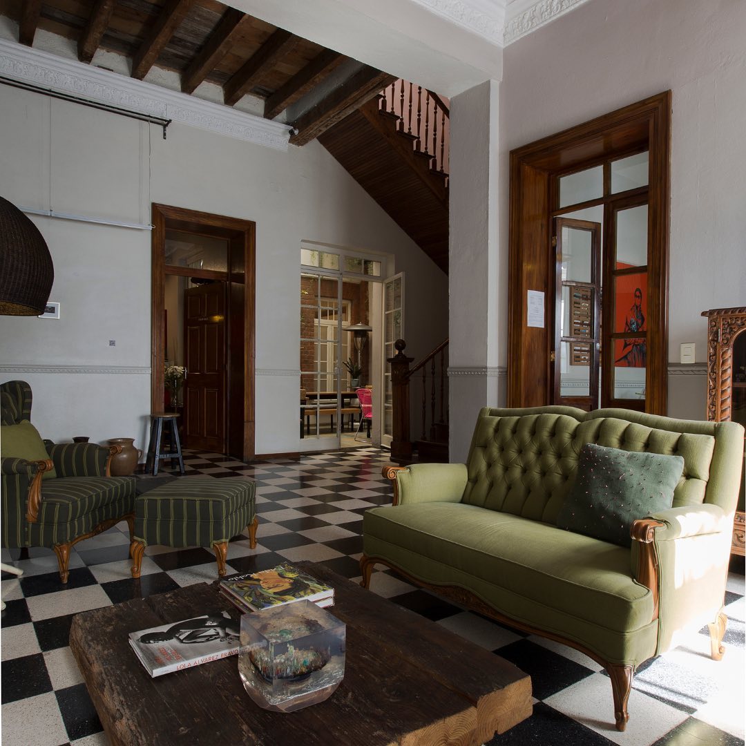 hotel el patio 77