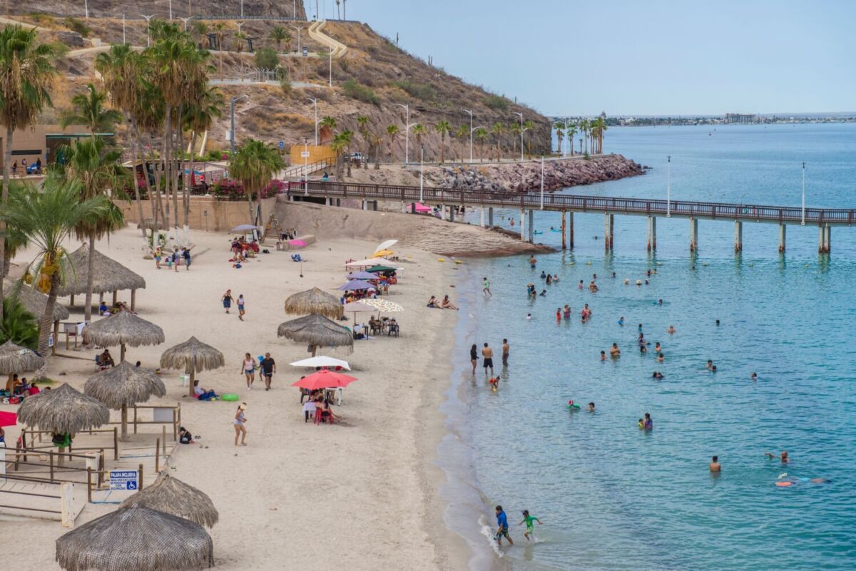 La playa de México que parece una alberca por no tener olas, es perfecta para nadar sin temor y acaba de ganar un premio