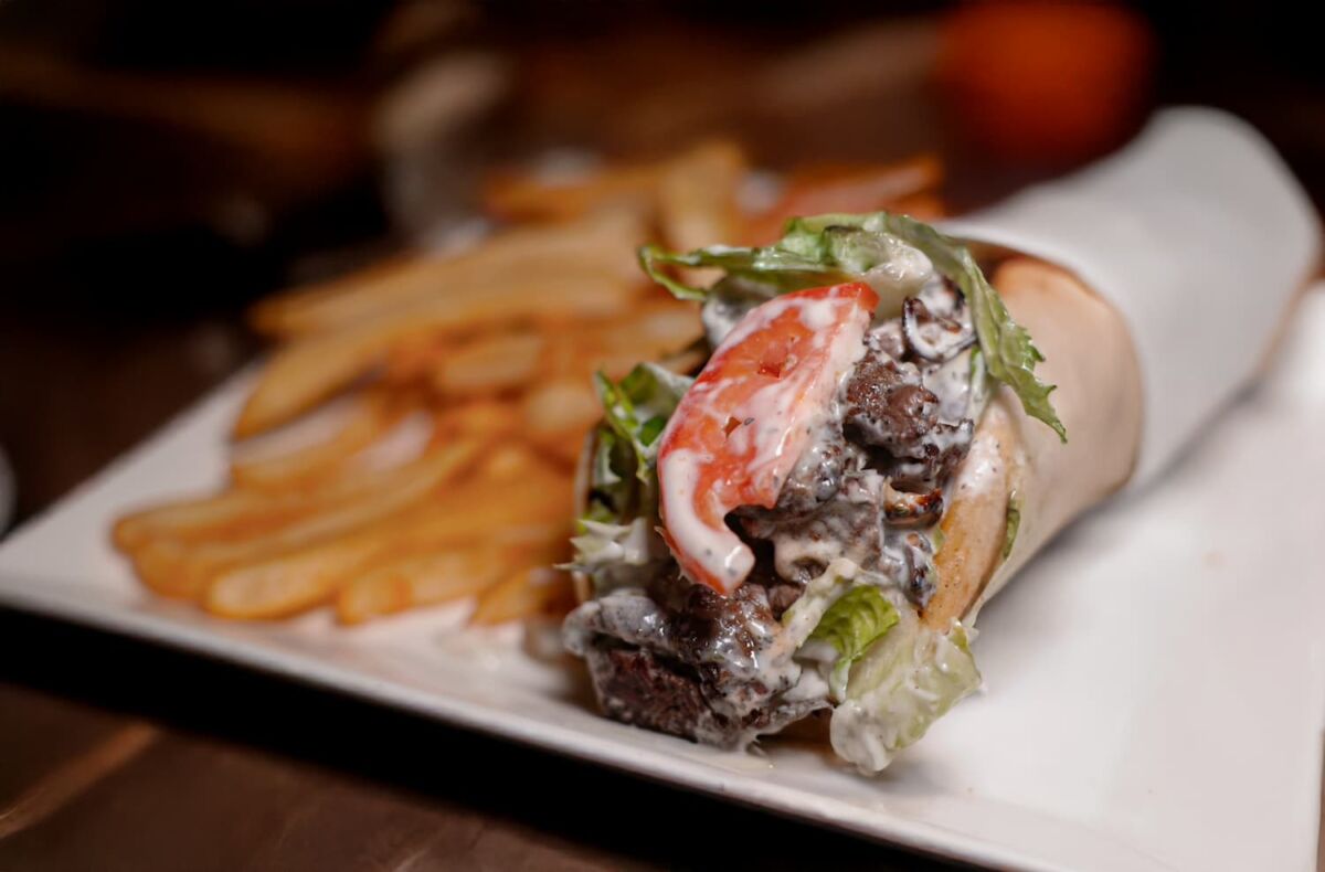 Un restaurante chiquito en la Cuauhtémoc donde la cocina libanesa se siente como abrazo