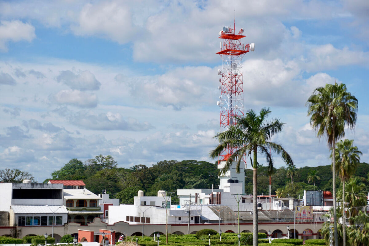 Comalcalco se ubica al sur del estado de Tabasco 