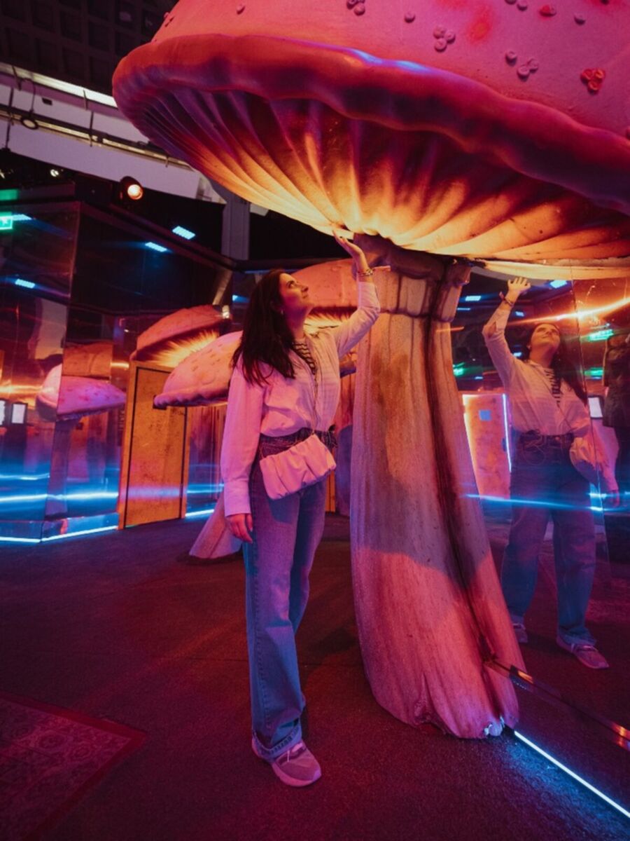 Recorre el mundo cinematográfico Tim Burton en la CDMX con una experiencia inmersiva que se va pronto