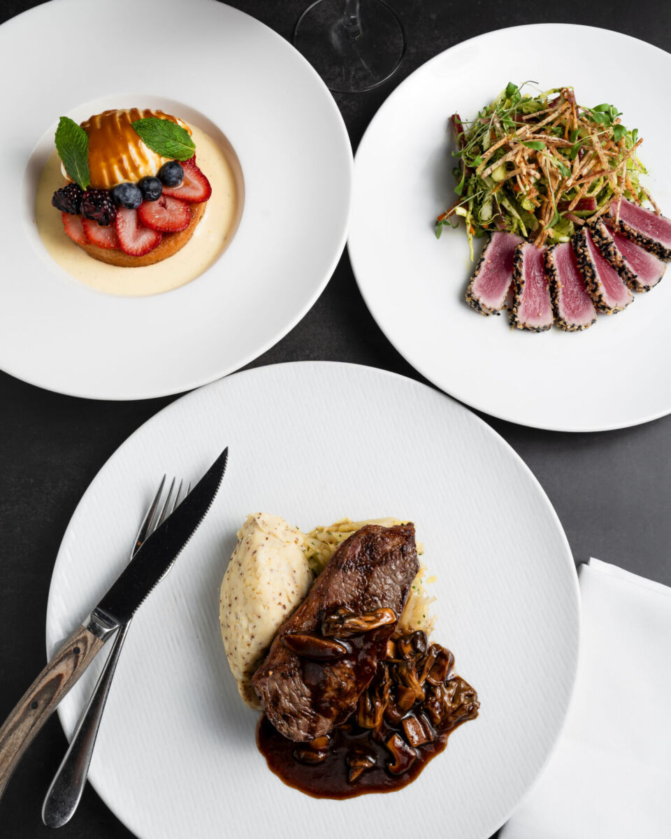 restaurante black + blue vancouver