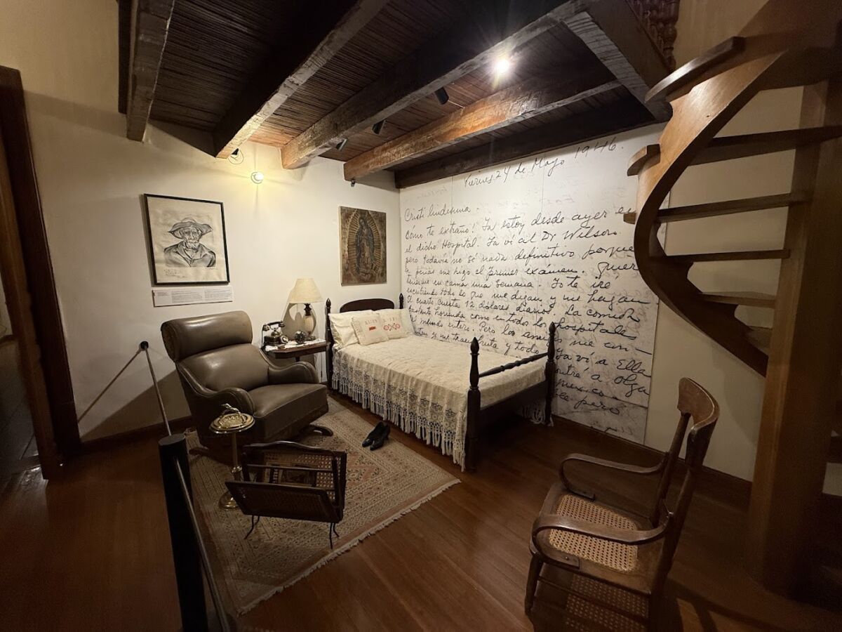 El nuevo Museo de Frida Kahlo en Coyoacán revela como fue su infancia y su acercamiento al arte 