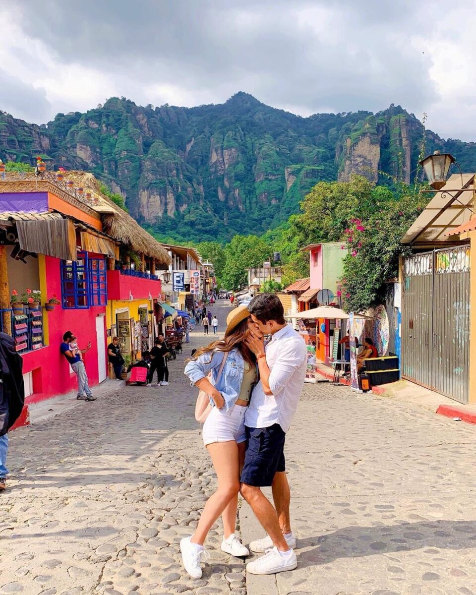 Pareja en Tepoztlán 